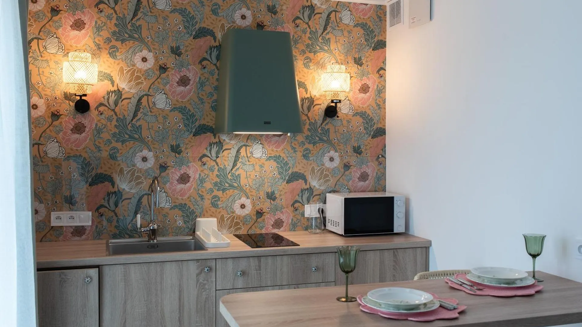 Rentplanet - Studio Przy Dworcu Glownym Poznań Apartamento
